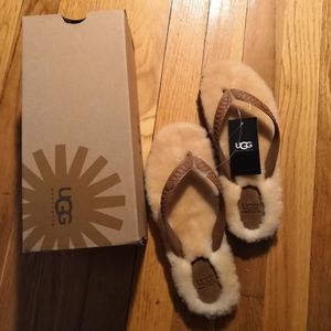 UGG: Flurry Flip-flops
